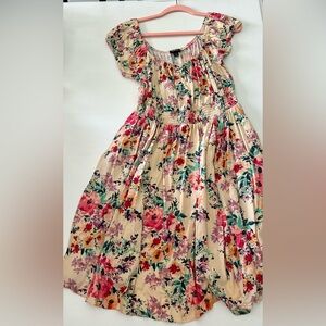 Torrid size 0 floral peach dress